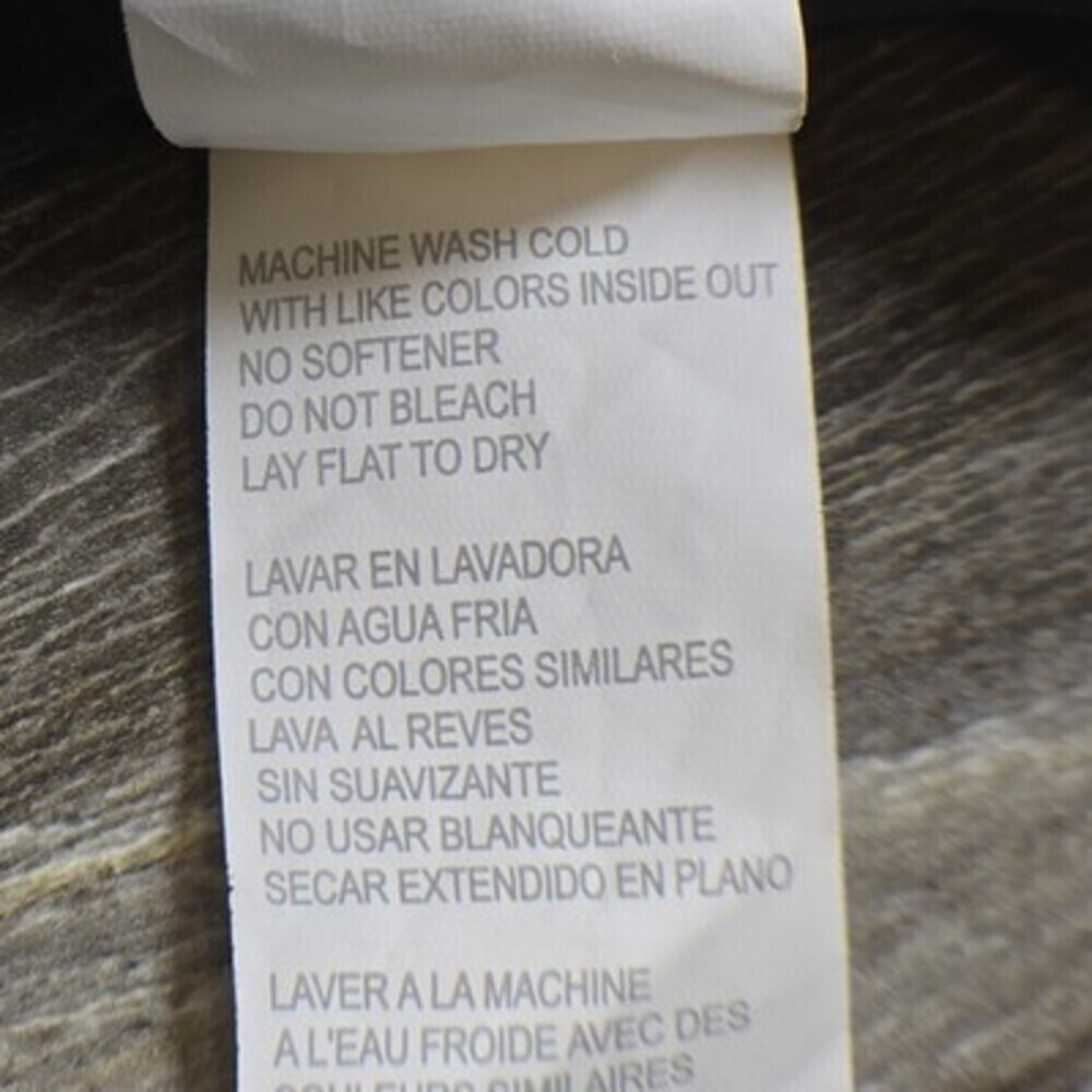 Fabletics Black Velvet Sports Bra Women’s Medium Criss Cross Back Cutout - Picture 6 of 6